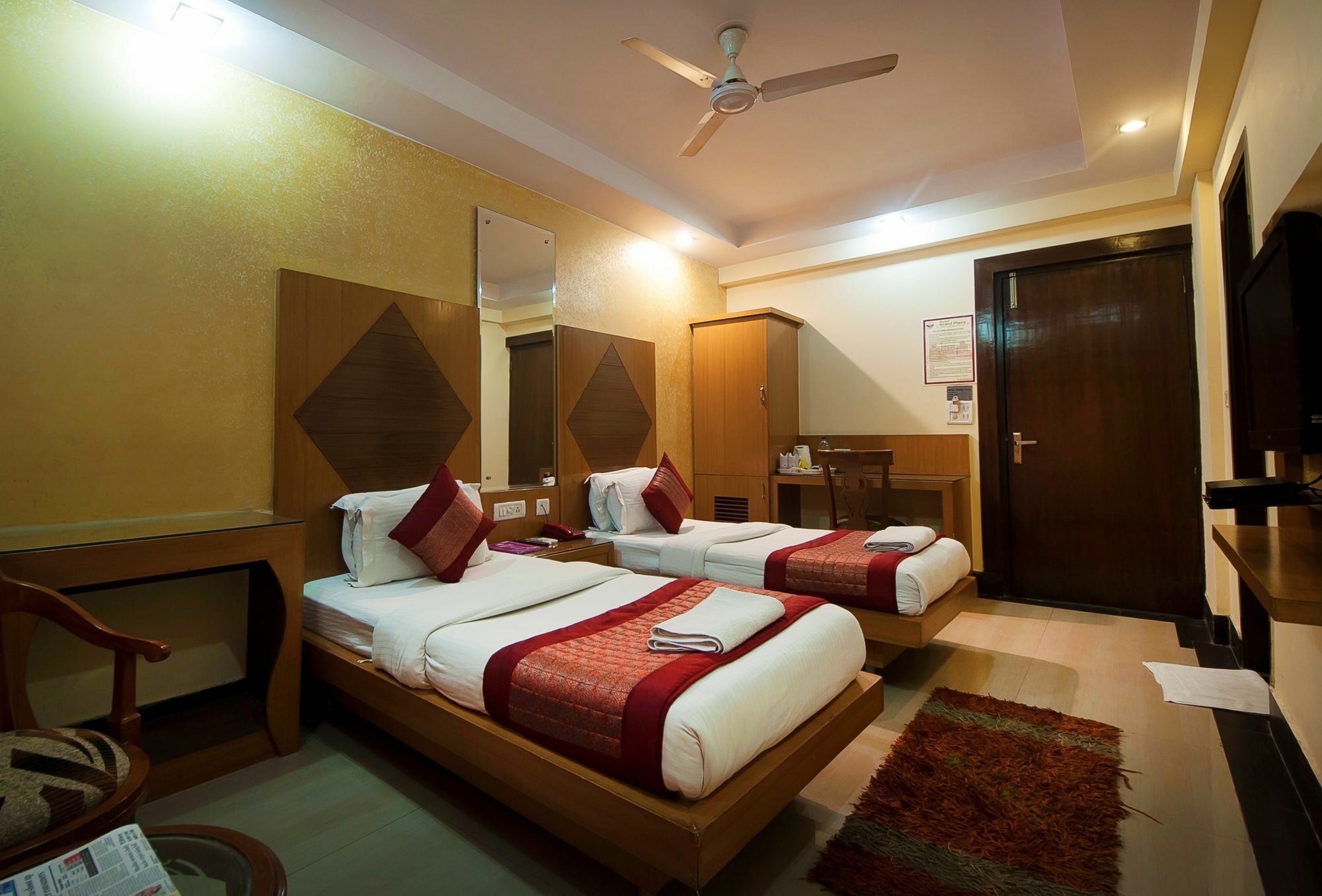 Grand Plaza Hotel New Delhi